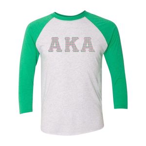 AKA เสื้อยืดแขนยาวทรงเบสบอลแบบสามส่วนสำหรับผู้ชายและผู้หญิง สีเขียว ตัวอักษรสีขาว - Product Image 1