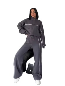 Survêtement pour femmes, manches longues, fermeture éclair, col montant, coupe ample, couleur unie, vêtements de sport décontractés d'automne avec poches latérales - Product Image 1