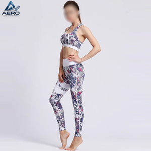 New Trendy High Elasticity Moisture-Wicking Activewear Elegant Blue & Violet <b>Leaf</b> Pattern Breathable Training Fitness Bra - Product Image 3