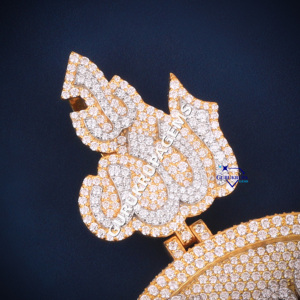 Colgante redondo con logotipo y letra personalizados RTS, con diamantes brillantes de talla redonda D VVS, plata de ley 925, probado con el detector de diamantes. - Product Image 2