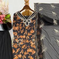 Ensemble de costume palazzo en georgette lourde de créateur avec dupatta, broderie de sequins et impression numérique, manches longues, prêt à porter