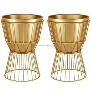 Jardinière en métal vintage avec support pour la décoration de patio, élégante, pour plantes d'intérieur et d'extérieur, avec base surélevée - Product Image 5