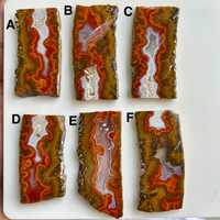Dalle d'agate naturelle polie double face avec effet de jeu de couleurs, options de formes variées pour la fabrication de bijoux