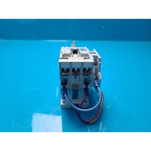 CUTLER-HAMMER CE15FNS3+C320KGD1 คอนแทคเตอร์แม่เหล็ก IEC ใช้แล้วตามสภาพเดิม อะไหล่อุปกรณ์เซมิคอนดักเตอร์รุ่นเก่า - Product Image 4