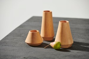 Jarrón de Madera de Teca y Cedro Antiguo Hecho a Mano de Primera Calidad - Diseño Moderno con Forma Personalizable para Decoración Navideña - Product Image 5