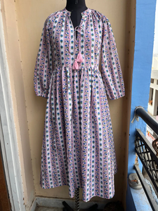 Robe midi bohème chic à imprimé floral fait main, 100 % coton, longueur maxi décontractée pour femme – Collection 2026 à succès - Product Image 5