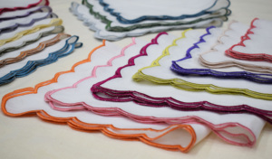 Elegant Linen Scalloped <b>Edge</b> Napkin Embroidered Border Cloth Napkin Wedding Reception Restaurant Dining Table Decor - Product Image 2