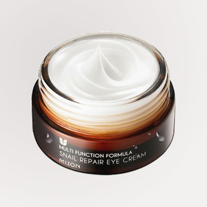 ครีมลดริ้วรอย Mizon Korean K-Beauty Snail Repair EyeCream 15 มล. ผลิตในเกาหลี สารสกัดจากเมือกหอยทาก สำหรับทุกเพศ บริเวณใต้ตา - Product Image 4