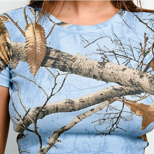 Camiseta Corta Acanalada con Estampado Natural Azul para Mujer, Estilo Casual, Ajuste Delgado, Conjunto Coordinado de Verano, Logotipo Personalizado, OEM, Venta al por Mayor, Camiseta Y2K para Mujer - Product Image 5