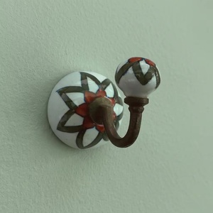<b>Beads</b> Art <b>Direct</b> Factory Price Multifunction Coat Hanger with Ceramic Knobs Wall Hooks Cozy Coat Rail - Product Image 3