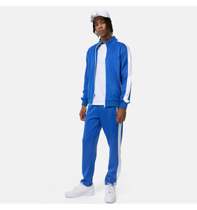 Ensemble de survêtement sportif d'hiver personnalisé pour homme avec capuche, couleur unie, vente en gros, pour le jogging, la course et l'entraînement en salle de sport - Product Image 3