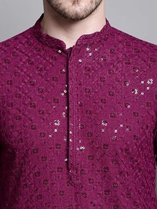 Salwar Kameez pour homme en coton violet, broderie géométrique modeste, col montant, manches longues, tenue ethnique quotidienne, coupe classique, toutes saisons - Product Image 1