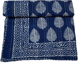 Colcha Kantha Hecha a Mano con Estampado Floral Índigo, Reversible, Ecológica, de Algodón, Tamaños King y Queen, para Hogar, Hotel, Boda - Product Image 5
