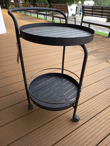 Chariot de rangement moderne à 2 niveaux en métal avec roulettes et lattes en PS pour intérieur et extérieur - Product Image 4