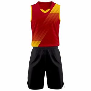 Conjunto de Uniforme de Baloncesto Sublimado Personalizado para Hombres y Jóvenes, Camisetas y Pantalones Cortos de Entrenamiento de Equipo de Tela de Malla Transpirable, Alta Calidad - Product Image 4