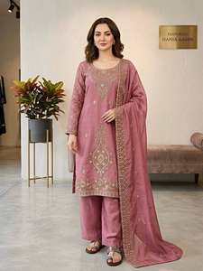 Traje de Seda Gmy Completamente Cosido para Bodas con Elegante Dupatta - Product Image 2