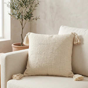 Housse de coussin décorative géométrique vintage en coton lavable avec pompons, style bohème et campagnard, pour canapé - Product Image 3