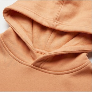 Haut décontracté pour femme, coupe courte, en molleton de coton, avec impression en relief, col rond, style activewear, vêtement de mode - Product Image 4