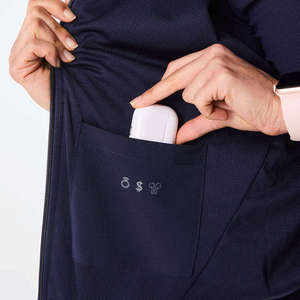 Conjunto de Uniforme Médico Unisex de Mezclilla Elástica Tejida Pinco Sports, Cómodo, Elegante y sin Costuras para Hospitales y Consultorios Médicos - Product Image 5