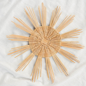 Adornos de pared de ratán natural, accesorios colgantes tejidos a mano para decoración de baby shower para niña - Product Image 1