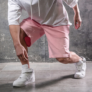 Shorts Bermuda en coton rose pour homme avec cordon de serrage à la taille et logo sur le devant, style décontracté - Product Image 5