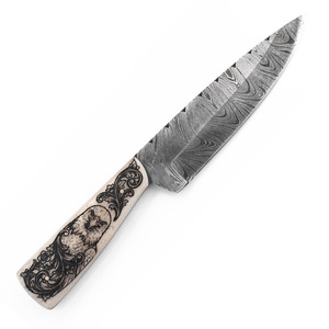 Cuchillo de Caza de Hoja Fija de Acero de Damasco Personalizado - Grado Industrial, 19cm de Longitud Total - Mango de Hueso de Camello con Grabado Láser - Eagle's - Product Image 1