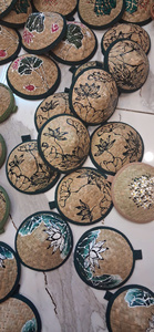Porte-clés artisanal en feuille de palmier du Vietnam, tressé en jonc traditionnel, souvenir personnalisé avec logo pour cadeaux de tourisme culturel - Product Image 4