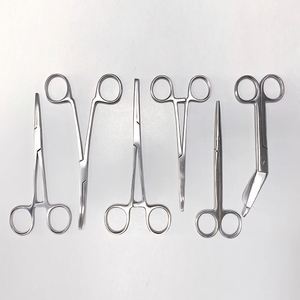 Boîte d'instruments orthopédiques autoclavables en acier inoxydable, comprenant 11 instruments (pince, ciseaux, forceps, outil manuel), pour chirurgie générale manuelle - Product Image 1