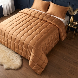 Golden <b>Velvet</b> <b>Bedspread</b> 3Pcs All Season Square Pattern Stitched Solid Design Light Luxury Bedding Home Use - Product Image 2