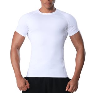 T-shirt de sport confortable pour homme, fabriqué en tissu doux et respirant, avec manches courtes et coupe ajustée intemporelle. - Product Image 4