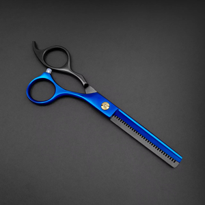 Ciseaux de coiffure complets avec logo personnalisé, nouveaux ciseaux de coupe en acier inoxydable droits pour usage en salon - Product Image 3