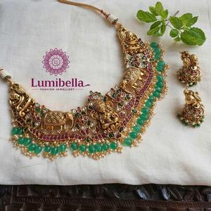 Gold Replica Necklace with Nagas and Green Beads-Casual Style - Product Image 2