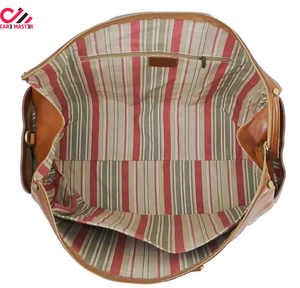 New Style Waterproof Genuine Leather Duffel Bags Customized Color Luxury Men Comfortable 50-70L Large Capacity Travel Bags - Product Image 1