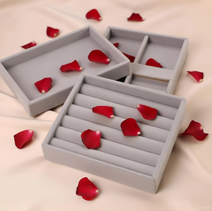 Plateau de rangement rectangulaire en bois pour bijoux, empilable, pour bagues et boucles d'oreilles, gris, insert de présentation de bijoux, organisation de coiffeuse - Product Image 5