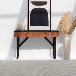 วานดานา ลูนาสิส เอลารา คอนโซล เฟอร์นิเจอร์ตกแต่งดีไซน์ทันสมัยแบบมินิมอล ทำจากไม้เนื้อแข็ง - Product Image 1