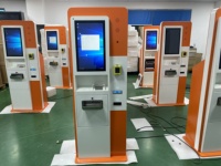 Distributeur automatique de crypto-monnaies sur pied, vente et achat de crypto-monnaies, guichet automatique de crypto-monnaies, guichet automatique de crypto-monnaies BATM, BTC, kiosque en libre-service