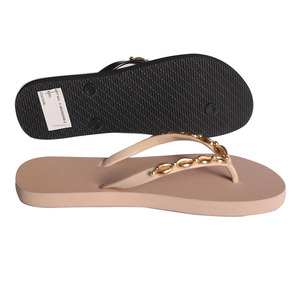 Donne all'ingrosso flip flop PE suola tomaia in PVC <span class=keywords><strong>con</strong></span> catena calzature comode pantofole da spiaggia estive all'aperto - Product Image 5