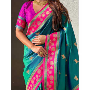 Sari Tradicional de Seda Suave Verde con Bordado Zari, Elegantes Vestidos de Noche - Product Image 2