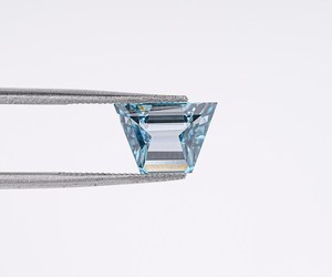 Trapezoid <b>Step</b> Cut Blue Lab Grown Diamond Loose Stone Fancy Color CVD Diamond for Side Stones Making Jewelry Rings Earrings - Product Image 3