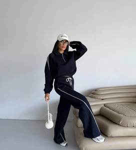 Ensemble de survêtement pour femmes, tenue de sport décontractée, vêtements de sport athlétiques, tenue moderne confortable pour l'entraînement, ensemble de vêtements à deux pièces tendance - Product Image 2