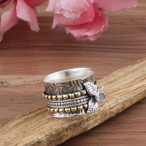 Anillo Clásico de Plata de Ley 925 con Engaste de Turquesa Natural Hecha a Mano, Joyería con Piedra Preciosa de Fuego, Anillo de Boda, Piedra de Nacimiento de Junio - Product Image 3