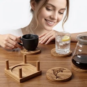 Juego de Posavasos Cuadrados de Madera con Diseño de Delfín, Estilo Rústico, Hechos a Mano, Reutilizables - Product Image 4