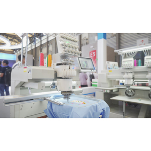 Machine à broder industrielle à tête unique, 10 aiguilles, pour tissus épais, lettres de petite taille, haute précision - Product Image 6