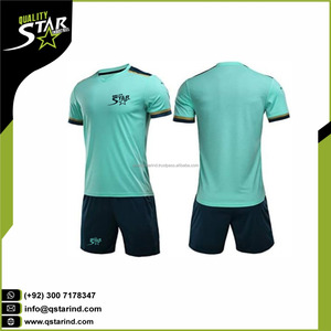100% poliéster de fútbol de sublimación de uniforme tendencia superior de fútbol diseños Jersey equipo uniforme personalizado nombre del equipo de fútbol desgaste conjuntos - Product Image 2