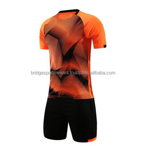 Conjunto de Camiseta de Fútbol de Alta Calidad, Personalizada, de Manga Corta, Ligera, Transpirable, Antibacteriana y de Secado Rápido - Product Image 4
