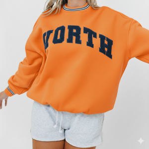 <span class=keywords><strong>Felpa</strong></span> <span class=keywords><strong>Oversize</strong></span> da Donna <span class=keywords><strong>Arancione</strong></span> con Collo Alto e Stampa di Lettere Blu Navy, Top Casual in Maglia di Cotone a Lunghezza Corta - Product Image 1