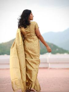 Dernier modèle de Saree en soie Banarasi avec broderie Zari dorée, comprenant un chemisier non cousu, pour mariage, prix de gros, vêtement ethnique SAREESILK - Product Image 4