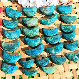 Chakralume - Cristal Natural de Crisocola en Forma de Luna Creciente, Tallado, Pulido, Piedra Curativa, Reiki, Meditación, Decoración Espiritual, Venta al por Mayor - Product Image 4