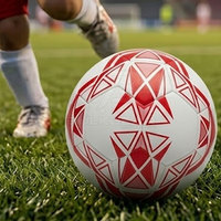 Balón de entrenamiento de fútbol de alto rendimiento para sesiones de práctica con un agarre fuerte y un control perfecto
