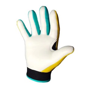 ออกแบบโลโก้ของคุณเองบนถุงมือกีฬา Gaelic สำหรับเด็ก คุณภาพดี ปรับขนาดได้ - Product Image 2